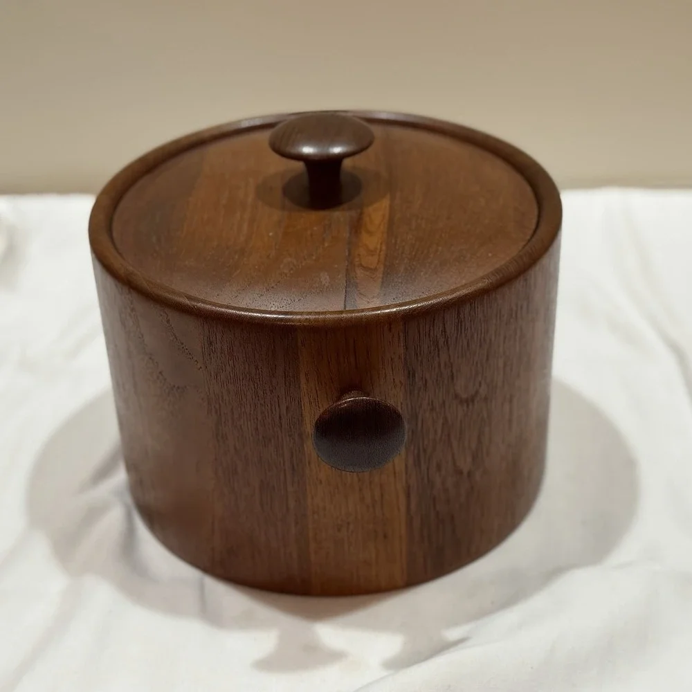 Vintage Teak Wood Ice Bucket, Danish w/plastic Insert Bucket And Foam Lining.